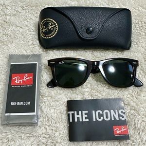 Ray-Ban Original Wayfarer Classic Sunglasses